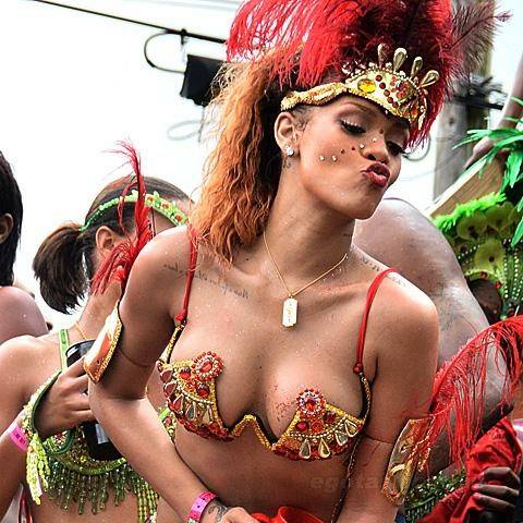 Rihanna Bikini Nip Slip Barbados Festival Photos Leaked - #6
