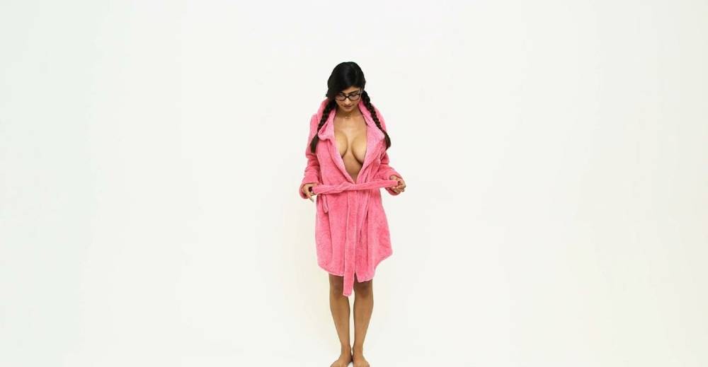 Mia Khalifa Nude Body Anatomy photo Leaked - #3