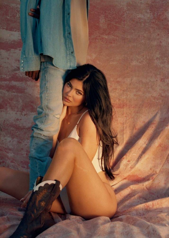 Kylie Jenner Playboy Photoshoot Leaked - #6