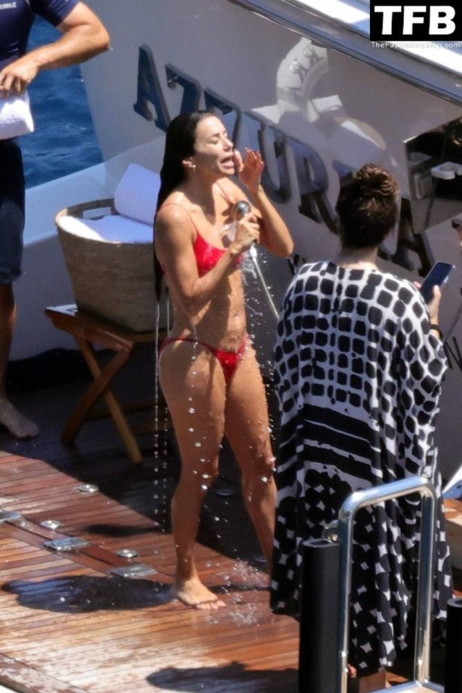 Eva Longoria Showcases Her Stunning Figure and Ass Crack in a Red Bikini on Holiday in Capri - #10