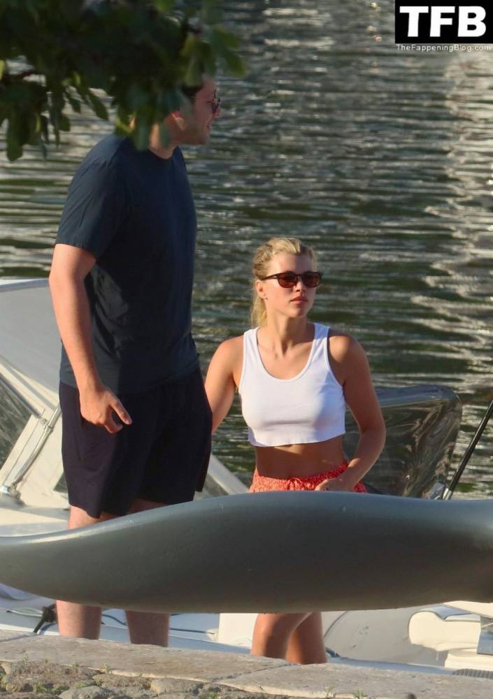 Sofia Richie & Elliot Grainge Pack on the PDA During Their Holiday in the South of France - #13