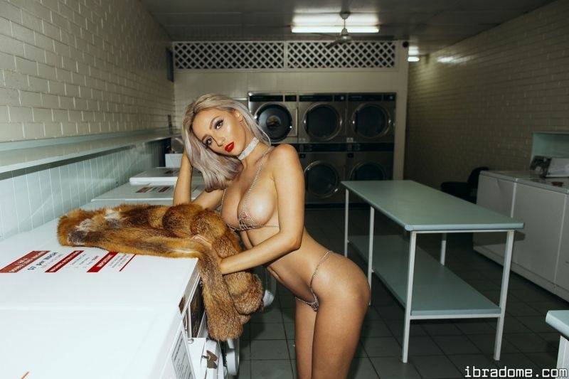 Jordana Banana Nude Photos - #15