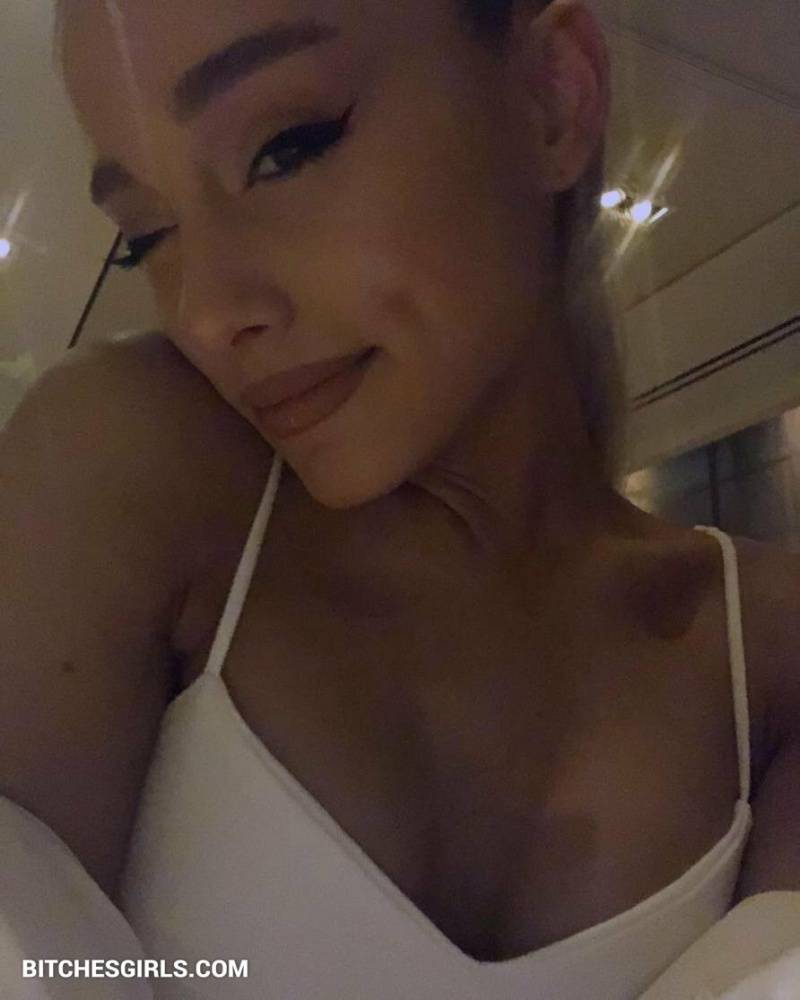 Ariana Grande Nude Celeb - Celebrities Leaked Nude Photo - #23