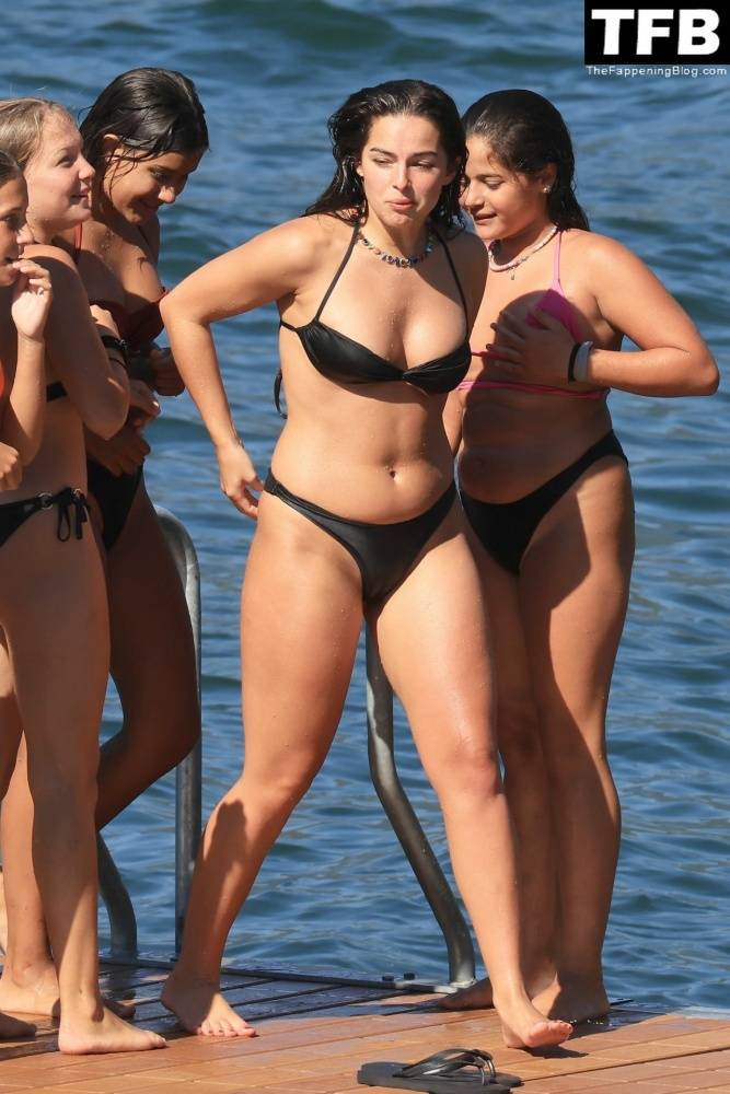 Addison Rae Displays Her Curves in a Black Bikini on Holiday with Omer Fedi on Lake Como - #62
