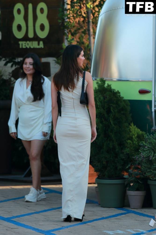 Kendall Jenner Arrives at Her 818 Tequila Event in a Radiant White Dress - #21