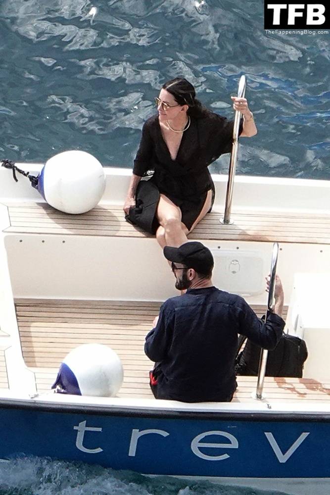 Courteney Cox Enjoys the Summer Holiday with Johnny McDaid in Positano - #18