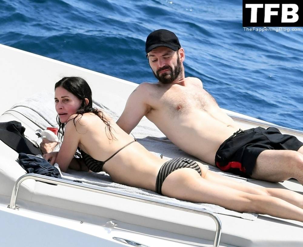 Courteney Cox Enjoys the Summer Holiday with Johnny McDaid in Positano - #17