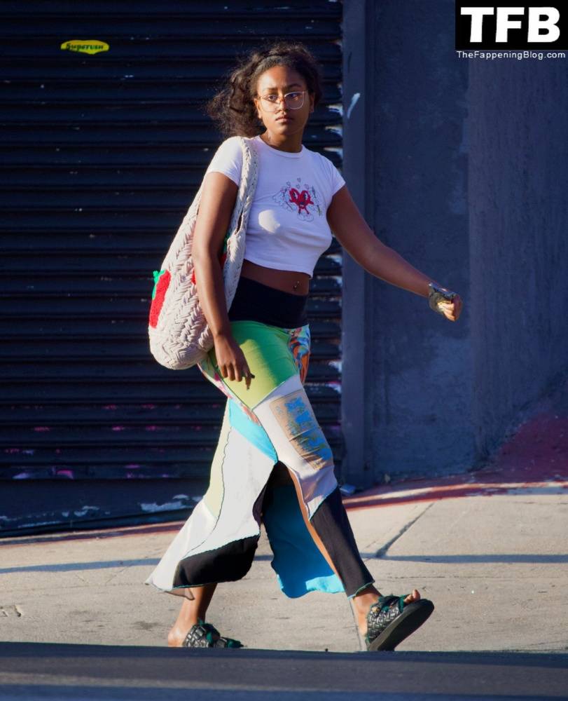 Sasha Obama Goes Braless in LA - #2