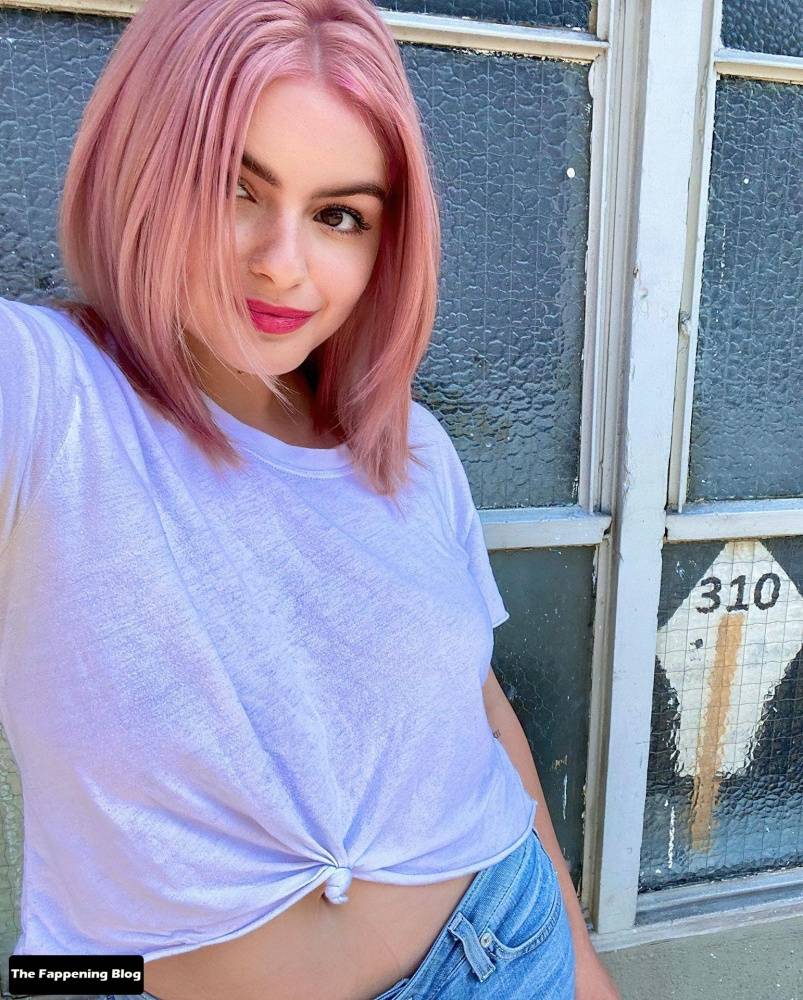 Ariel Winter Sexy - #16