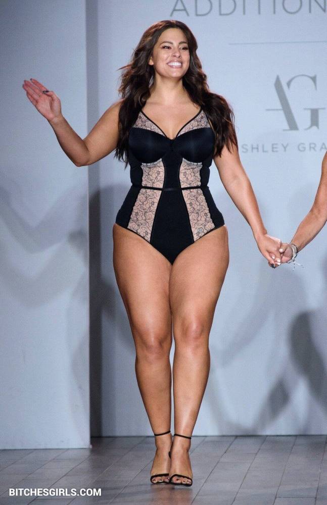 Ashley Graham Nude Celebrities - Theashleygraham Celebrities Leaked Photos - #2