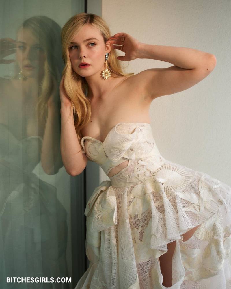 Elle Fanning Nude Celeb - Eliefanning Celeb Leaked Naked Photos - #5