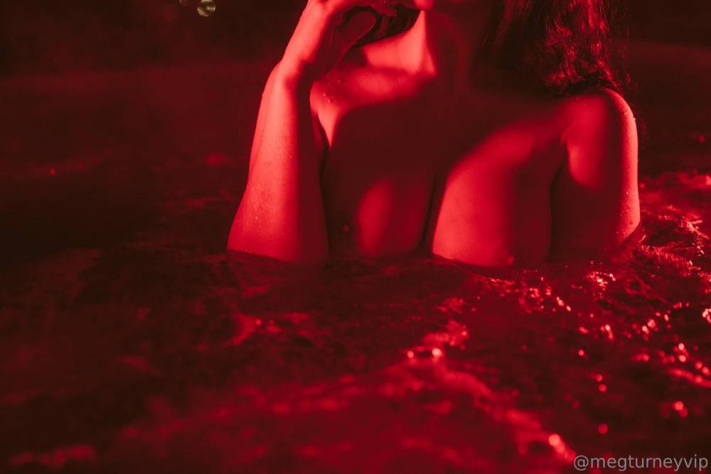 Meg Turney Nude Krampus Hot Tub Onlyfans Set Leaked - #14