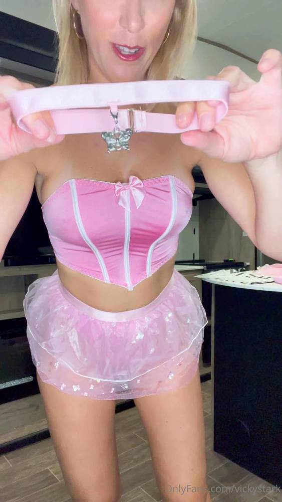 Vicky Stark Nude Pink Costumes Try On Onlyfans Video Leaked - #10