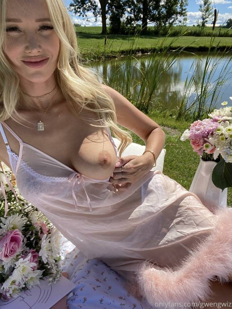 GwenGwiz Nude Onlyfans Picnic Set Leaked - #3