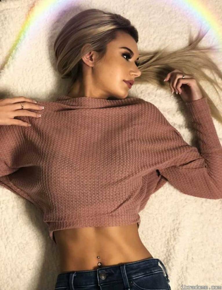 Sabrina Vaz Sexy & Bikini - #18