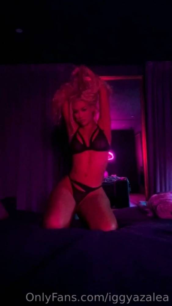 Iggy Azalea Sexy Lingerie Tease Onlyfans Video Leaked - #5