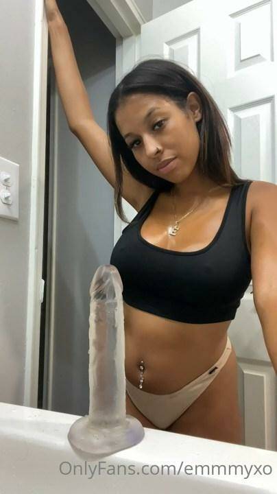 Emmmyxo Nude Dildo Titty Fuck Blowjob Onlyfans Video Leaked - #2