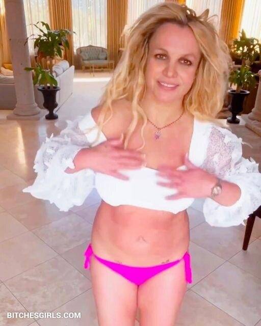 Britney Spears Nude Celebrity Leaked Tits Photos - #14