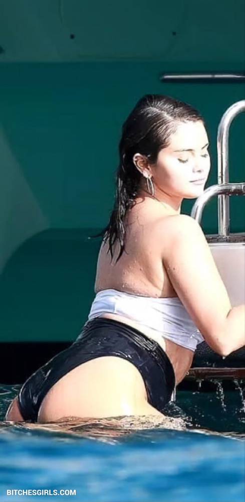 Selena Gomez Nude Celebrities - Selena Nude Videos Celebrities - #20