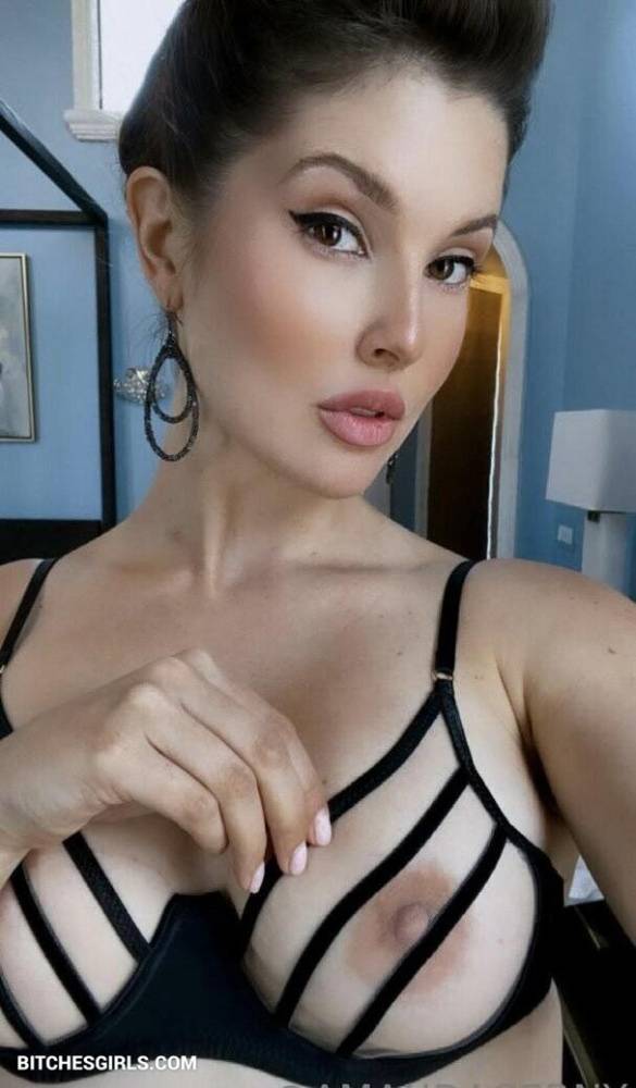 Amanda Cerny Instagram Sexy Influencer - Amanda Onlyfans Leaked Naked Photos - #1