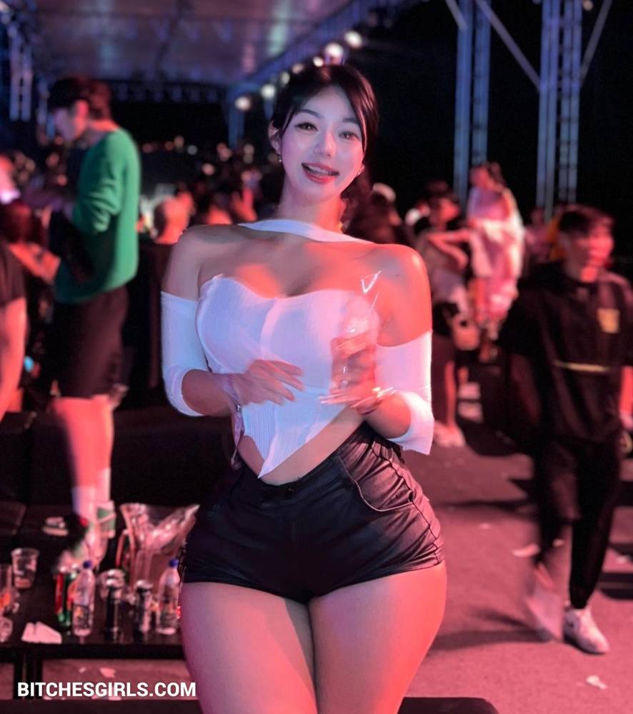 Moon Fit_ Instagram Nude Influencer - - #24