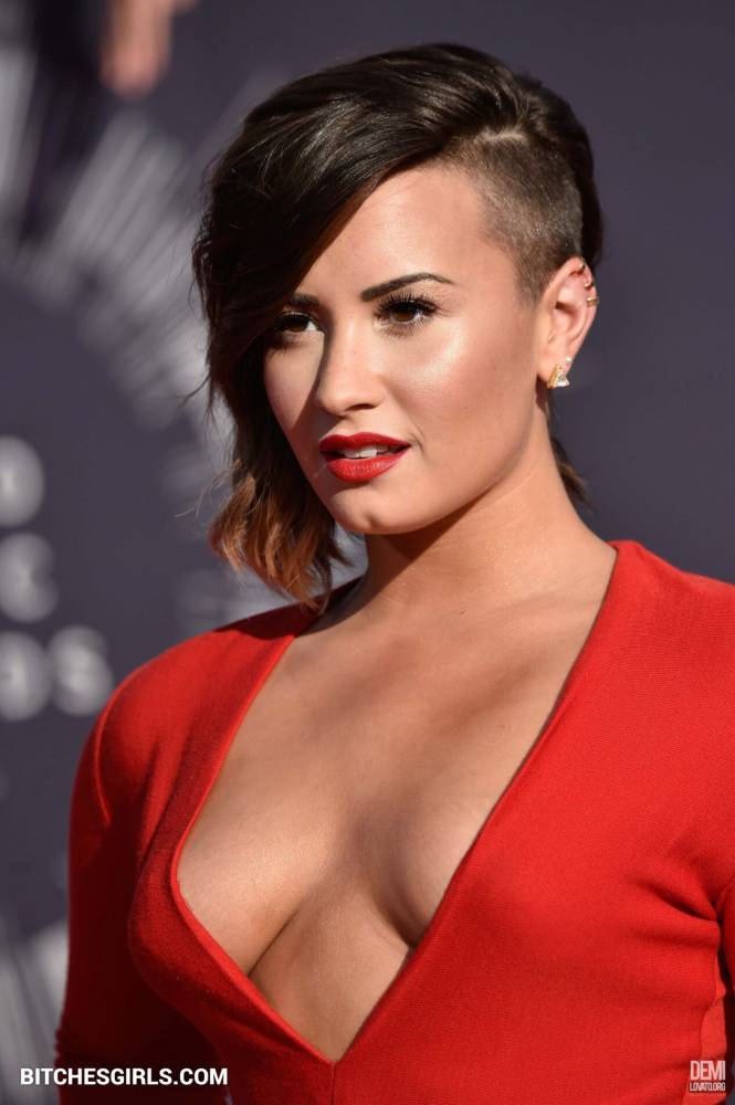 Demi Lovato Nude Celebrities - Lovato Celebrities Leaked Naked Photo - #10