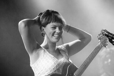 Angel Olsen / angelolsen / angelolsenmusic Nude Leaks - #25