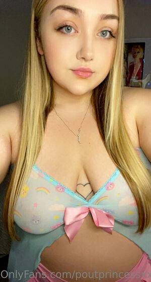 poutprincessxx / thepoutiest Nude Leaks - #27