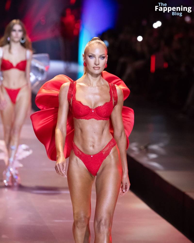 Candice Swanepoel Displays Her Sexy Body at the 2024 Victoria’s Secret Show (74 Photos) - #5