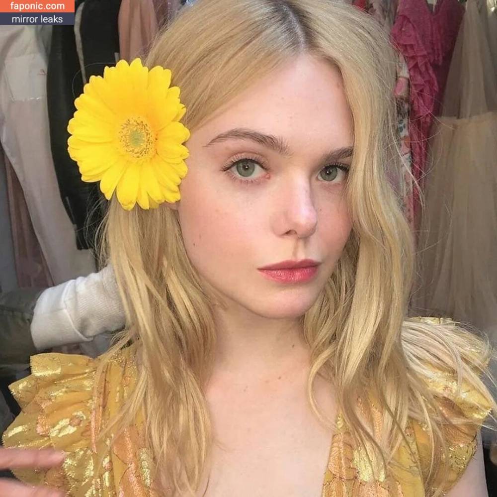 Elle Fanning aka ellefanning Nude Leaks - #1