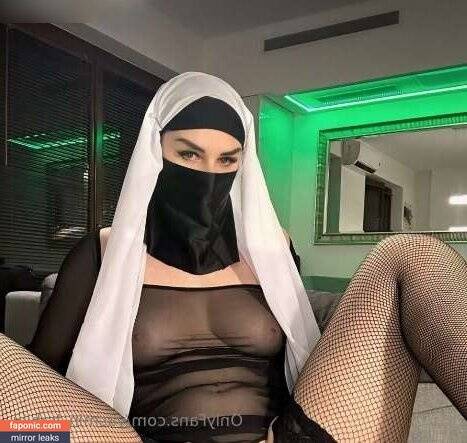 Yasmin_habibi aka hijabibella aka yasminhbb Nude Leaks OnlyFans - #17