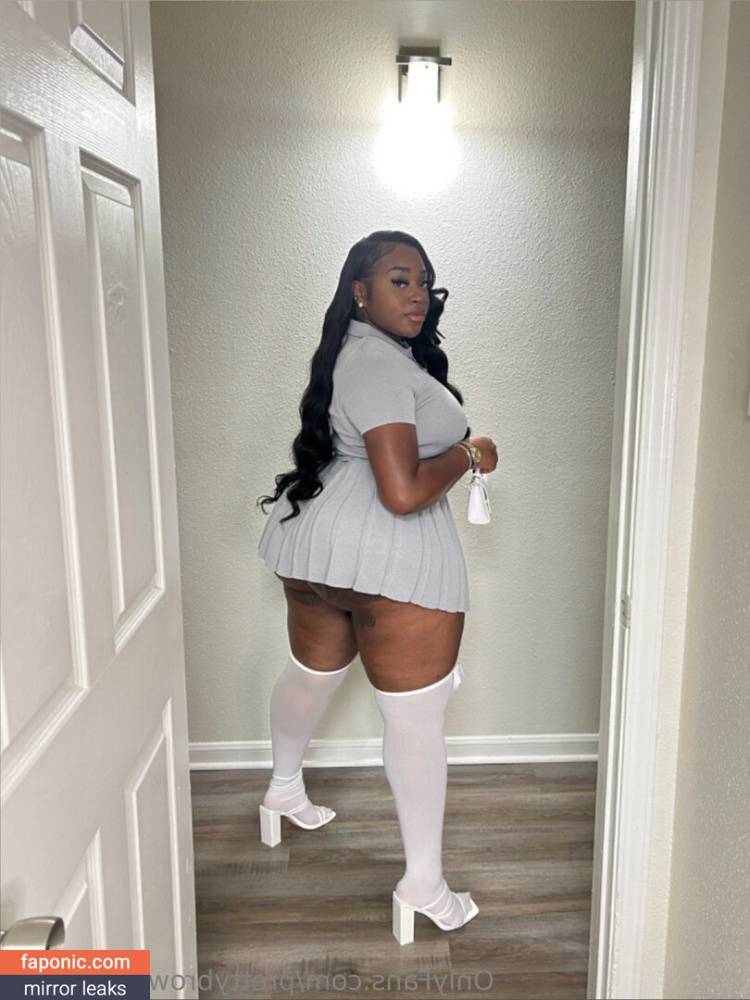 prettybrown_meme__ aka prettybrownmeme_ Nude Leaks OnlyFans - #6