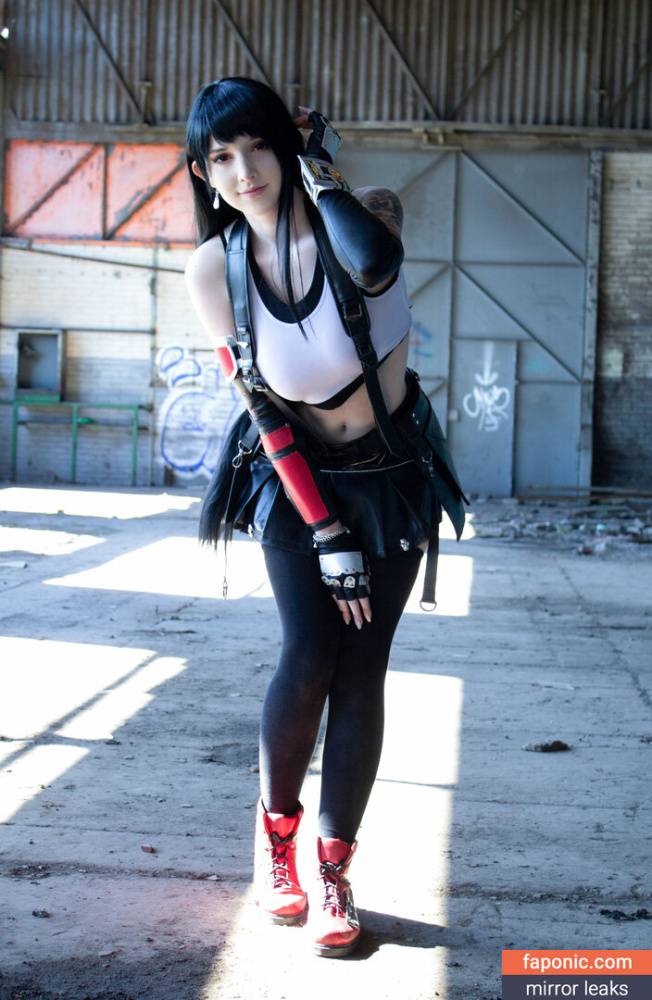 Tifa Cosplay aka lunafreyaffxv aka tifalockhartdoll Nude Leaks OnlyFans - #9