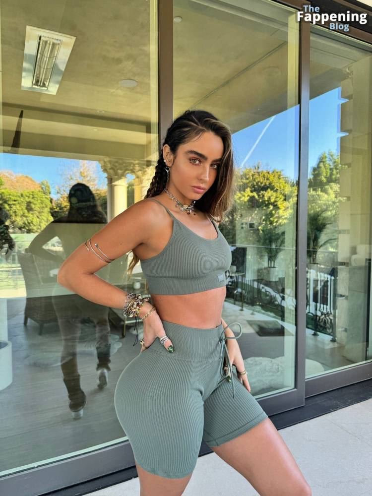 Sommer Ray Displays Her Fit Body in a New Shoot (27 Photos) - #20