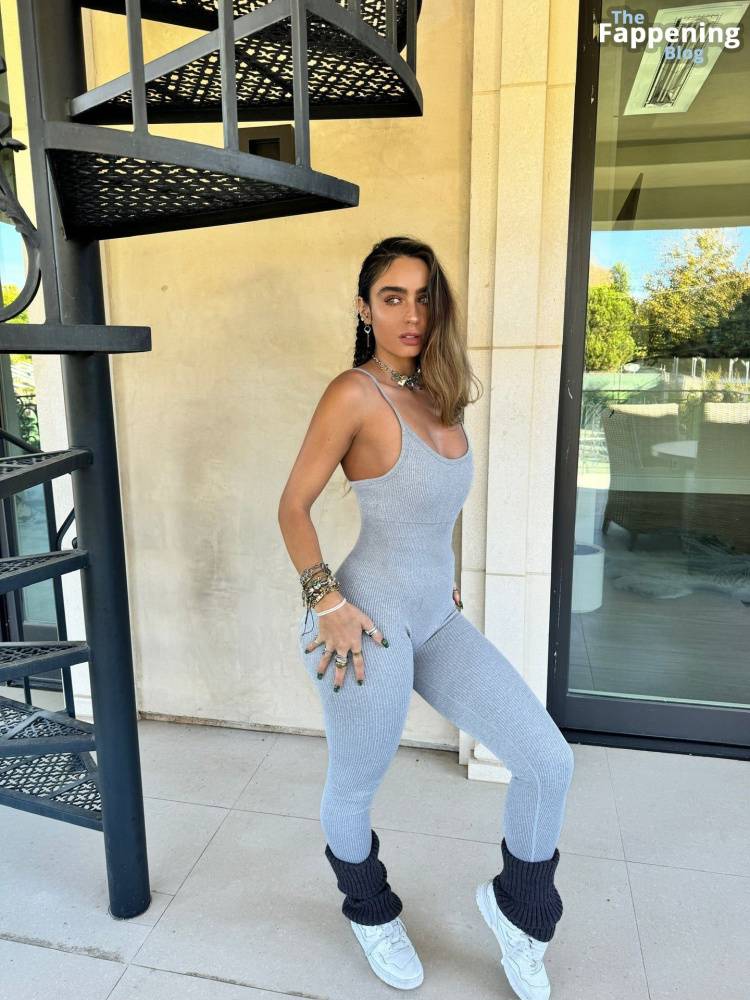 Sommer Ray Displays Her Fit Body in a New Shoot (27 Photos) - #16