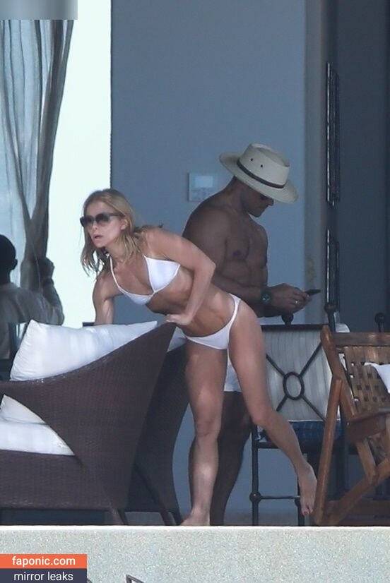 Kelly Ripa aka kellyripa Nude Leaks - #12