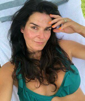 Angie Harmon / angieharmon Nude Leaks - Fapello - #7