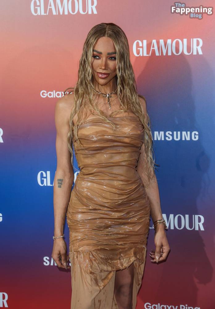 Munroe Bergdorf Stuns at the Glamour Women of the Year Awards (19 Photos) - #9