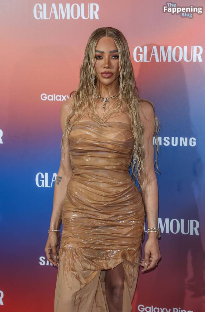 Munroe Bergdorf Stuns at the Glamour Women of the Year Awards (19 Photos) - #8