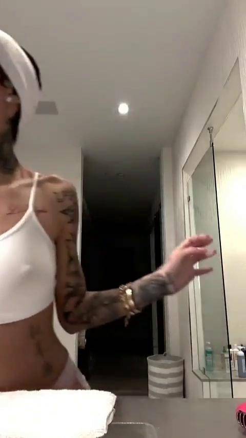 Bhad Bhabie Nipple Pokies Teasing Onlyfans Video Leaked - #8