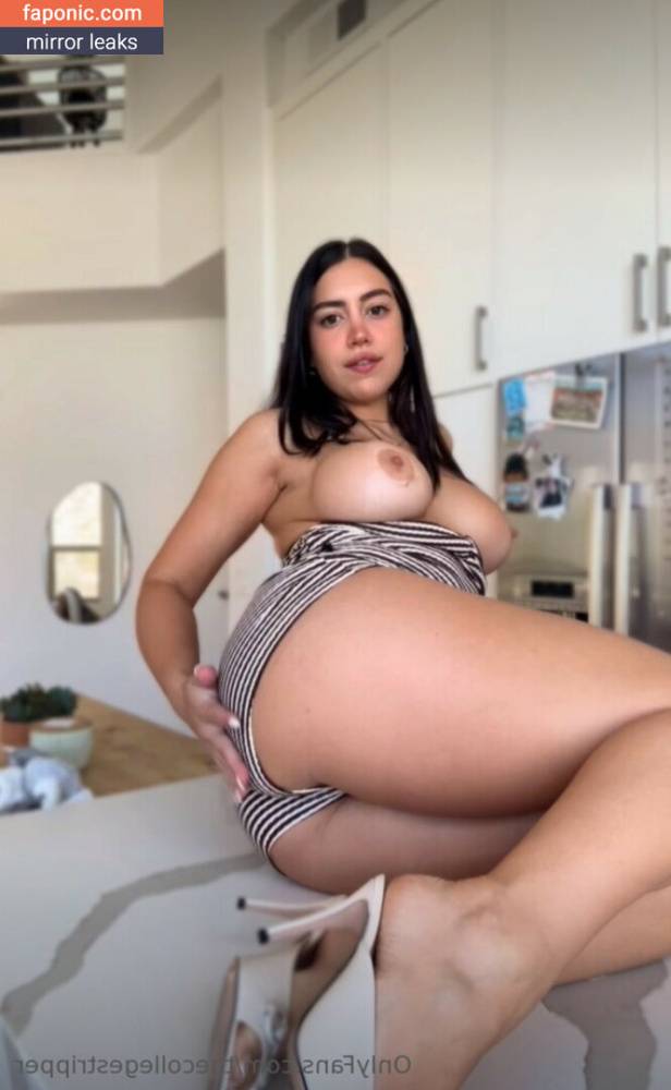 Mia Monroe aka leilaroxx aka mia_monroex aka thecollegestripper Nude Leaks OnlyFans - #1