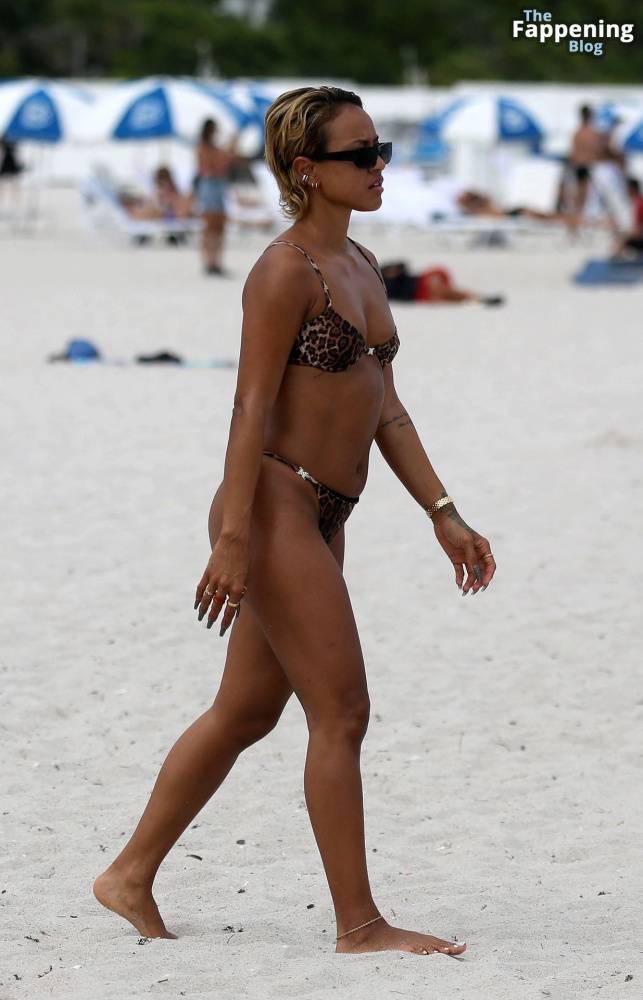 Karrueche Tran Shows Off Her Sexy Bikini Body on the Beach in Miami (87 Photos) - #27