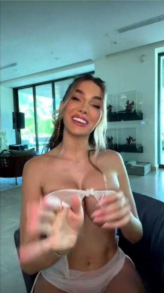 Lyna Perez Nude Cutting Clothes OnlyFans Livestream Leaked - #10