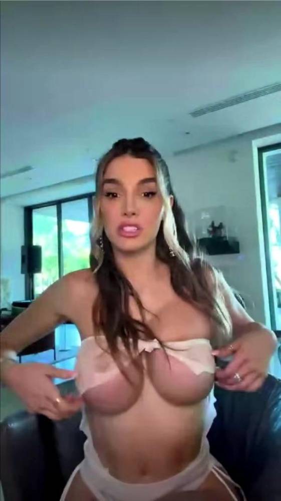 Lyna Perez Nude Dress Cut Nipple Slip OnlyFans Video Leaked - #13