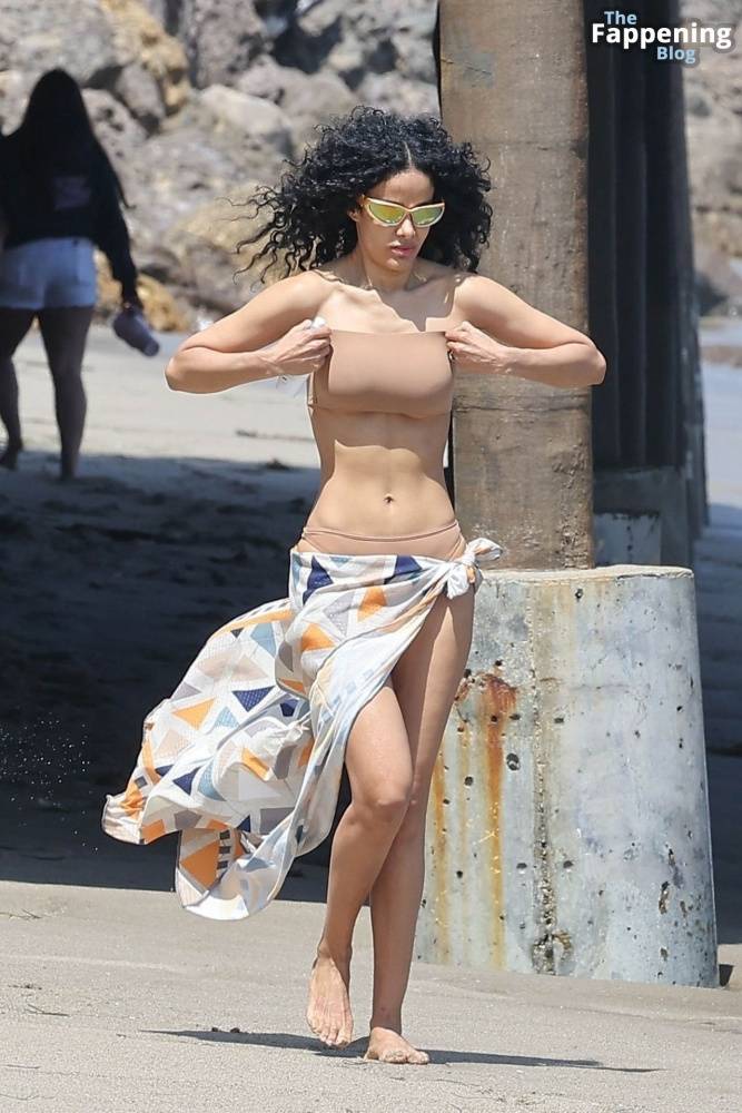 Massiel Taveras Stuns in a Bikini on the Beach in Malibu (48 Photos) - #15