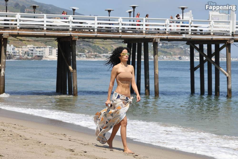 Massiel Taveras Stuns in a Bikini on the Beach in Malibu (48 Photos) - #18