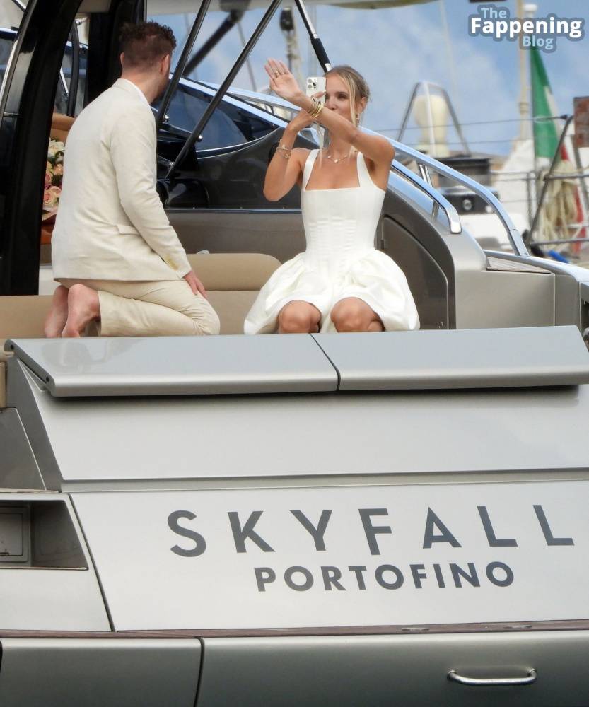 Leonie Hanne Flashes Her Underwear on a Yacht in Portofino (43 Photos) - #41
