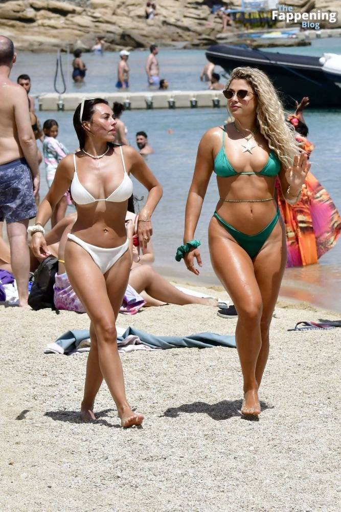 Antigoni Buxton & Paige Thorne Show Off Their Sexy Bikini Bodies (34 Photos) - #26