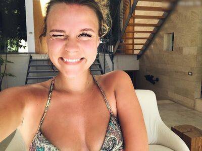 Dagi Bee / dagibee Nude Leaks - Fapello - #22