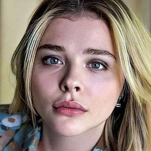 Chloë Grace Moretz / chloegmoretz / https: Nude Leaks - Fapello - #1